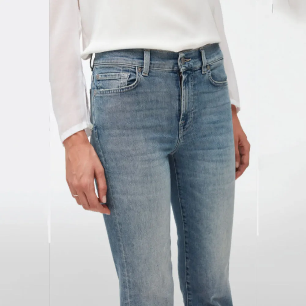 The Straight Crop Secret Light Blue Jeans